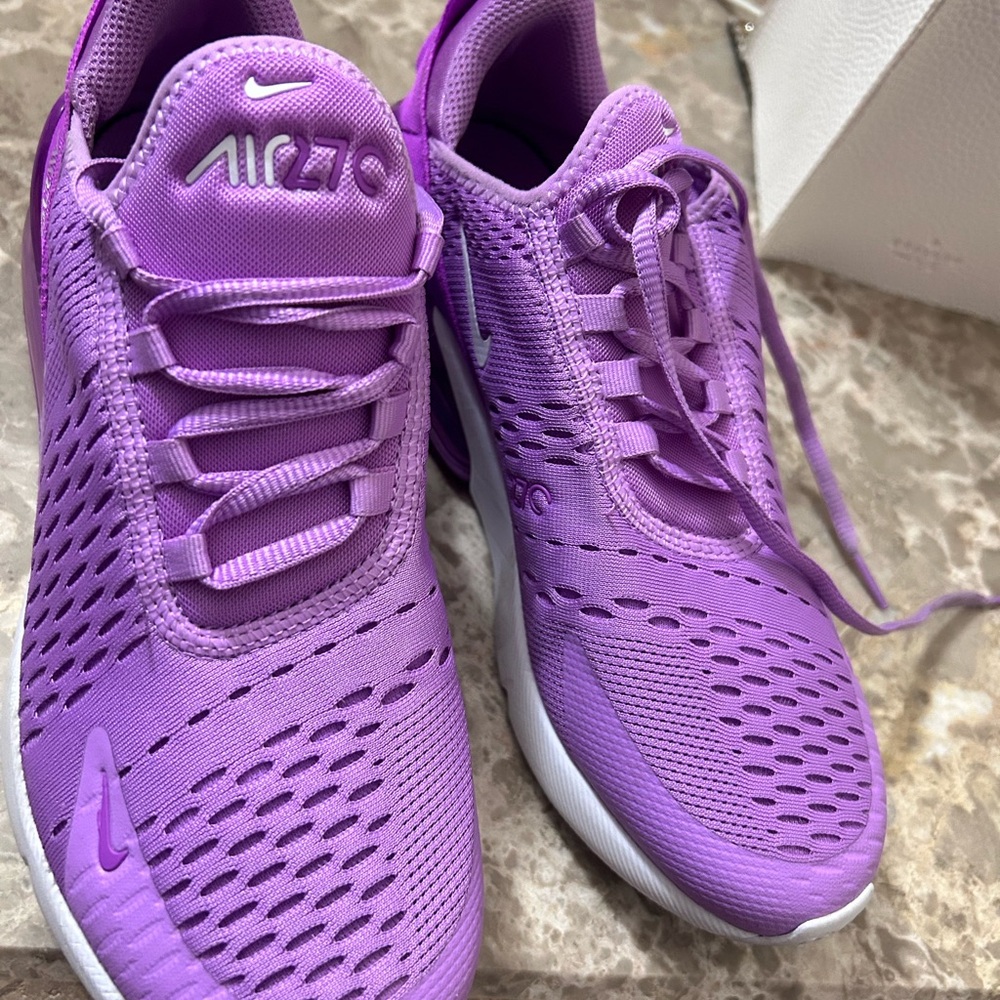 Nike sneakers, Size 6Y